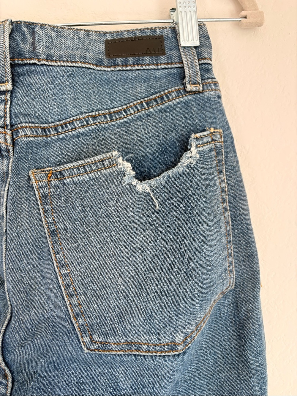 Abercrombie and Fitch Zoe Natural Rise Ankle Straight 27/4R - Picture 7 of 10